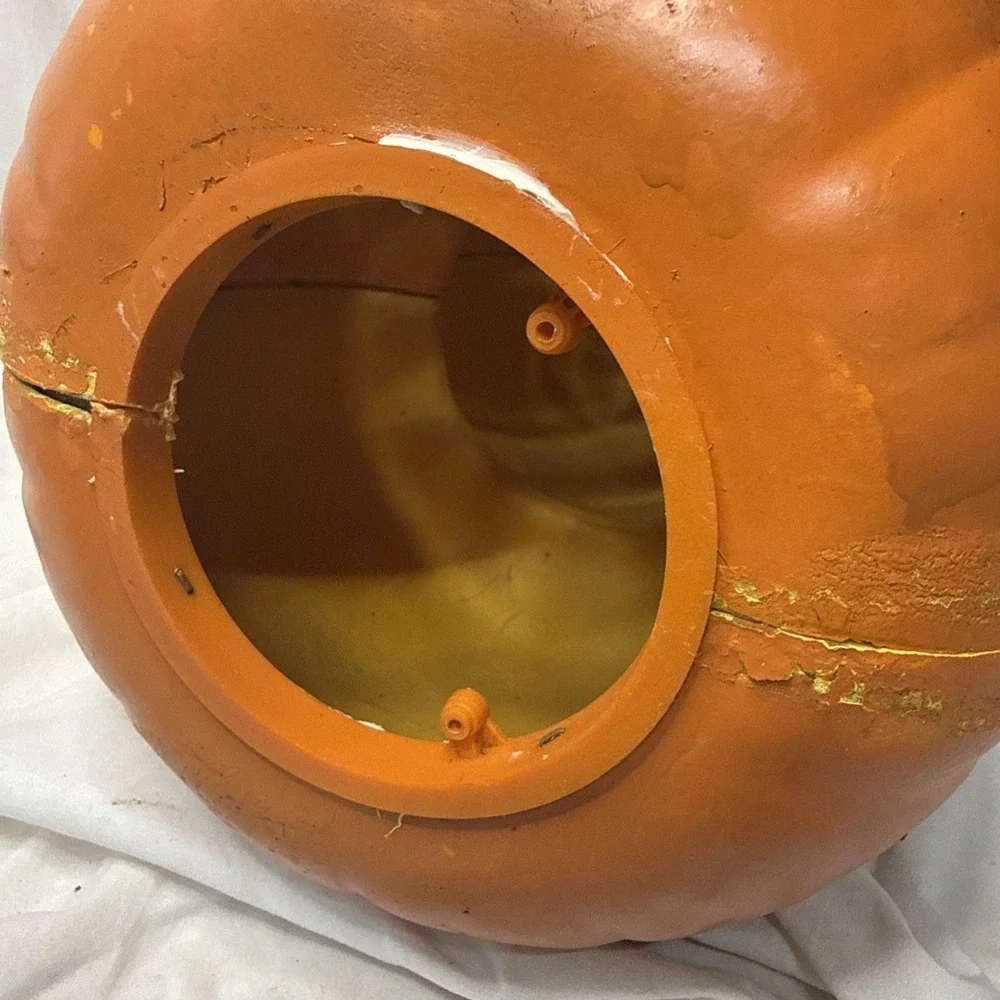90s Gemmy Blow Mold 18